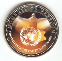 Libéria 2001. 10$ "Szabadság pillanatai-Az ENSZ megalapítása 1945." multicolor T:PP tanúsítvánnyal Liberia 2001. 10 Dollars "Moments of Freedom-Foundation of the United Nations 1945." multicolor C:PP with certificate