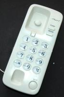 Nagy gombokkal ellátott, időseknek is könnyen kezelhető telefon