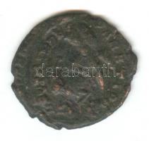 Római Császárság II.CONSTANTIUS 324-361. Bronzpénz dupla verete T:3
Roman Empire CONSTANTIUS II 324-...