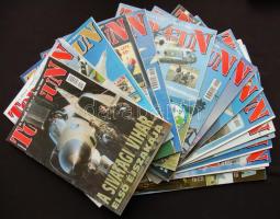 Top Gun (1991-2002, 35db) és Arany Sas (2002-2006, 32db) c. haditechnikai folyóiratok számai szép ál...