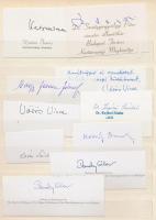 Politikusok, közéleti személyek  aláírásai névjegykártyáikon. összesen 23 db