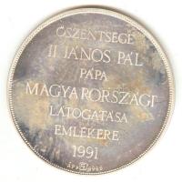 Fülöp Zoltán (1951-) 1991. "Őszentsége II. János Pál pápa magyarországi látogatása emlékére" Ag(999) emlékérem (15,92g/42,5mm) T:PP dísztokban