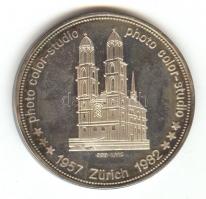 Svájc 1982. "25 éves a zürichi Photo Color Studio" Ag emlékérem dísztokban (20g/0.999) T:P...