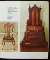 Il mobile nei secoli - Orosz bútorokról szóló művészeti könyv olasz nyelven színes képekkel /
Histor...