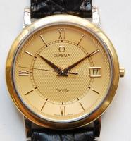 2002 Omega De Ville hibátlan állapotú naptáros férfi karóra eredeti dobozában garanciajeggyel. Doboz...