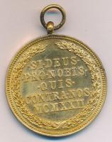 1922. "Magyar Bronz Érdemérem" aranyozott bronz kitüntetés, peremén "BRONZ" fémj...