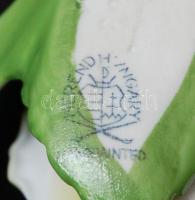 Kézzel festett sorszámozott Herendi porcelán rózsa hibátlan állapotban 8x4cm