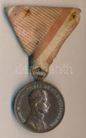 1917. Bronz Vitézségi Érem "IV. Károly / Fortitudini" mellszalaggal T:2,2- 1917. Medal for Bravery with ribbon Br sign:Kautsch C:XF,VF