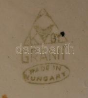 Jelzett Gránit porcelán patikaedény kopott felirattal és javított sérüléssel /
Granit chinaware apot...