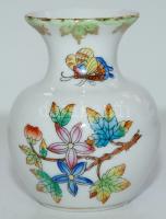 Kézzel festett sorszámozott Viktória-mintás jelzett Herendi porcelán vázácska / Handpainted numbered Herendi chinaware vase 7cm