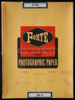 Vegyes mechanikus és kvarc óra tétel, nagyrészt nem működő darabok, benne svájci órák is / Lot of pa...