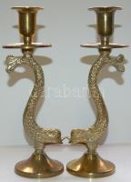 Egy pár halformájú sárgaréz gyertyatartó / A pair of fish-shaped brass candlesticks 23cm