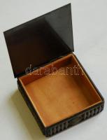 Tevan Margit díszdobozka 11x11x3cm