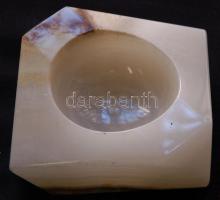 Alabástrom hamutál /  Alabaster ashtray, 11x11cm