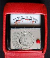 Sixtus márkájú fénymérő Leica fényképezőgépekhez tokkal, saját dobozában, tisztításra szorul /
Light...