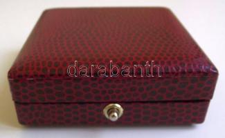 Bozó Gyula (1913-2004) DN. "Kossuth Lajos / A Leghívebb Magyar" ezüstözött fém emlékérem (...