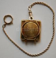 1970 Doxa márkájú ébresztős hordozható utazóóra lánccal, működőképes szép állapotban /
Travel watch ...