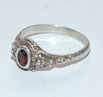 Kézzel készített ezüst (Ag) gyűrű gránáttal díszítve /
Handmade silver ring with grenade 2,68gr size...