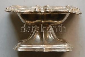 cca 1890 Díszes ezüst (Ag) fűszertartó, jelzés nélkül, M.A. monogrammal /
Silver spice holder 19,4gr