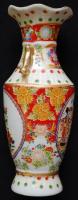 Kézzel festett kínai motívumokkal díszített váza /
Handpainted Chinese vase, 20cm