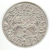 Német Birodalom / Zürich 1512. Tallér ffém modern utánverete tokban T:1
Holy Roman  Empire / Zürich ...