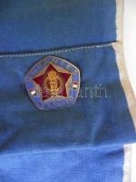 ~1980. "Önkéntes Rendőr" jelvény karszalagra rátűzve