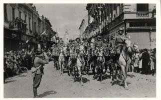 Szatmárnémeti entry of the Hungarian troops, vissza So.Stpl