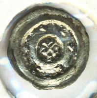 1116-1131. Denár Ag "II. István" (0,24g) T:2
Huszár 76.,Unger I.: 42(?)