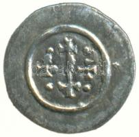 1141-1162. Denár Ag "II. Géza" (0.26g) T:1-/2 patina / 
Hungary 1141-1162. Denar Ag "...