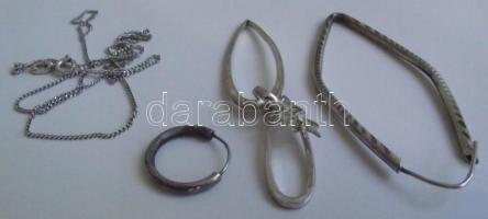 Ezüst tétel, benne sérült nyaklánc és 3db klf fülbevaló párok nélkül (Br.: 8.02g)
Silver lot with da...