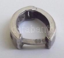 14K fehérarany fülbevaló, párja nélkül (0.66g)
14K white gold earring in good condition (0.66g)