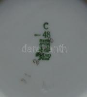 Zsolnay pót tétel: 3db teás csésze, 6db teás csészealj, 1db kávés csészealj, háború előtti kézzel fe...