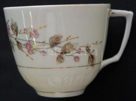 cca 1890 6db finom festett porcelán kávéscsésze aljjal / 
cca 1890 Czech chinaware coffee cups with ...