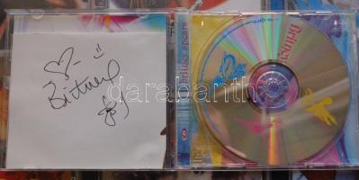 13db popzenei műsoros CD (Madonna, Jennifer Lopez, Janet Jackson, stb.), némelyik dedikált (pl. Brit...