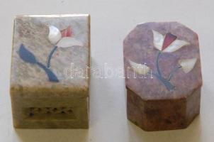 2db kis, berakásokkal díszített, csinos kődobozka /  Little stone boxes with inlay decoration 4x5x3cm