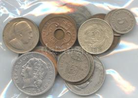 20db világpénz, jobb darabokkal T:vegyes 20 mixed world coins with good ones C:mixed