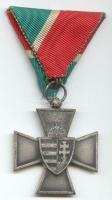 1940. Nemzetvédelmi Kereszt "A Hazáért" mellszalaggal T:1-
1940. National Defense Cross wi...