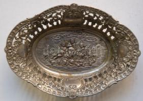 Kis díszes ón kosárka /
Little tin basket 14x10cm