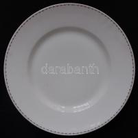 Nagy vegyes porcelán és kerámia tétel: 7 darabos csehszlovák porcelán tányérkészlet, 6 személyes jel...