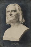 Liszt Ferenc mellszobra
