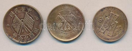 Kína/Köztársaság 1912. 10Cash + 1919. 10Cash + 1939. 2c T:2-,3
China/Republic 1912. 10 Cash + 1919. ...