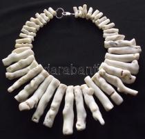 Hatalmas elefántcsont színű korall nyaklánc ezüst (Ag) szerelékkel / Giant ivory coral necklace with silver accesories