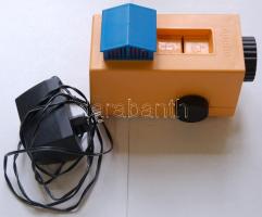 Régi Apollo típusú diavetítő vezetékkel