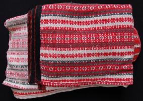 Vegyes bolha tétel: 39-es méretű műkorcsolya, textillel bevont réz díszítéssel ellátott mappa, 4db k...