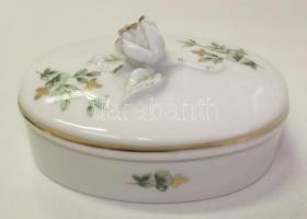 Jelzett Hollóházi rózsás porcelán bonbonier /
Hollóház porcelain bonbonniere 9x6x3cm