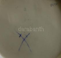 XX. sz eleje: Meisseni jelzésű, néni-formájú teáskanna / Teapot with Meissen sign