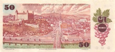 Csehszlovákia 1987. 50K (4x) nagyon közeli sorszámmal T:II
Czechoslovakia 1987. 50 Korun (4x) almost...