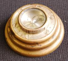 cca 1900 360 fokos réz vízmérték /
Vintage brass bull's eye spirit level d: 4cm