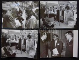 cca 1960 Magyar Könyvhét 22 db sajtófotó írókról költőkről (úgymint Németh László, Heltai Jenő, Illy...