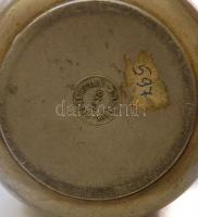 Szecessziós díszítésű jelzett ón kiöntő cukortartóval /
Art nouveau tin jug and sugar bowl 11,5cm, 1...